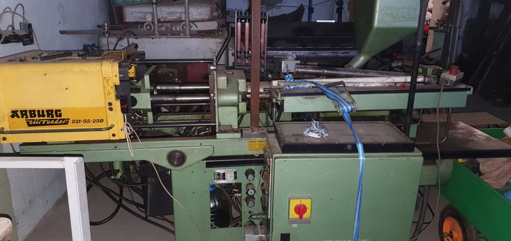 шприц за пластмаса