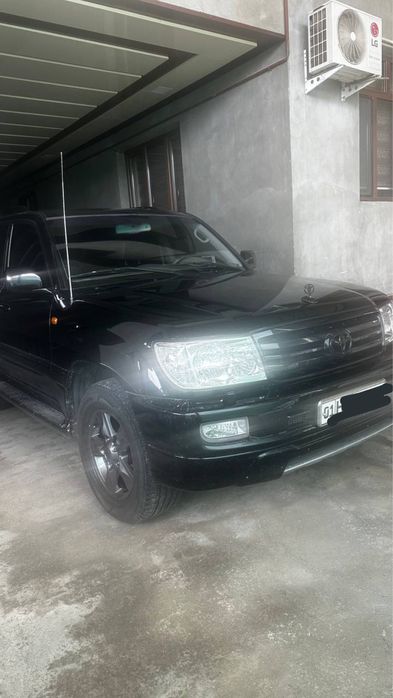 Toyota Land Cruiser 100 2006