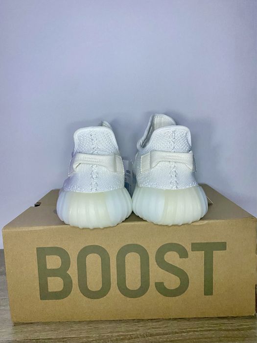 Yeezy 350v2 White