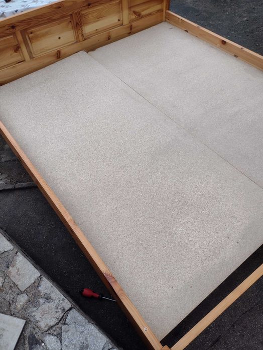 Дървена спалня ...