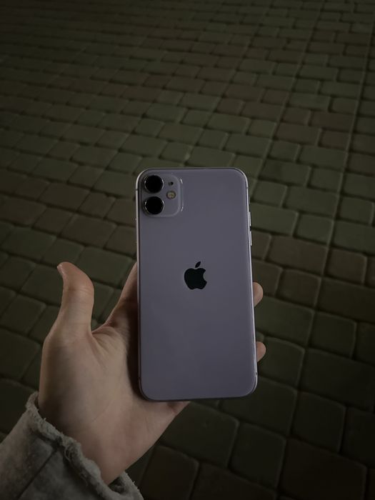 айфон 11.