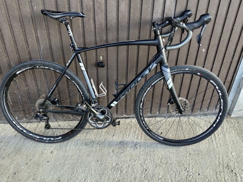Cursiera șosea și gravel Ridley Xtrail