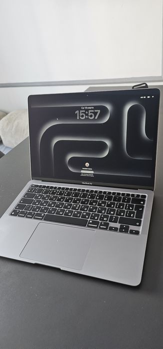 макбук эйр м1 серый