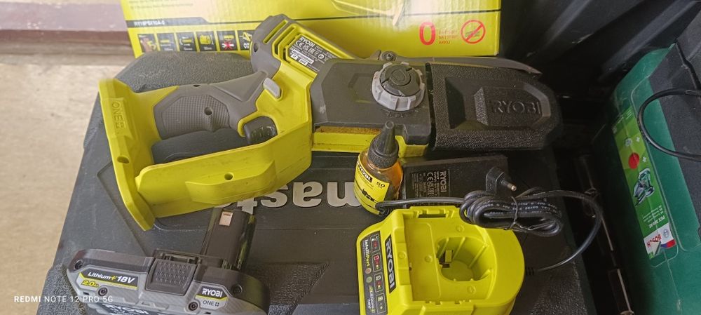 Акумулаторен трион Ryobi 18V