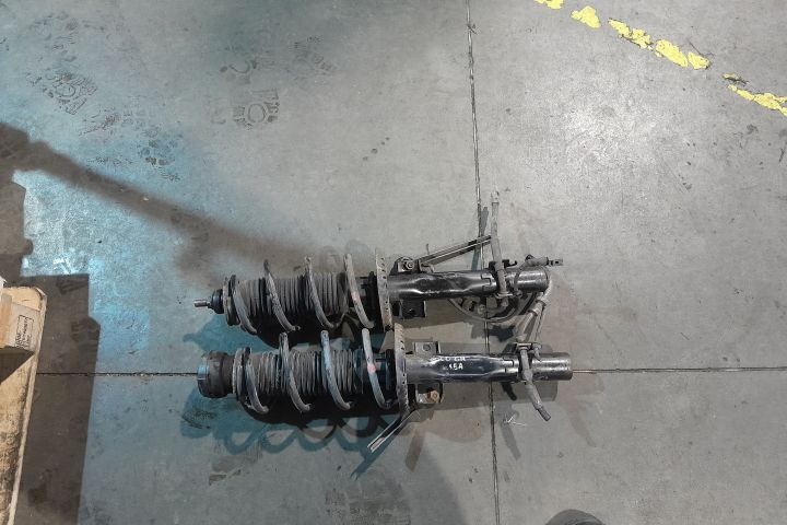 SET AMORTIZOARE FATA Volkswagen VW Polo a 5-a generatie 6R