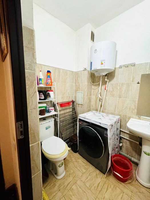 Хива шаҳар Ангарик махалласида 2 хонали уй сотилади