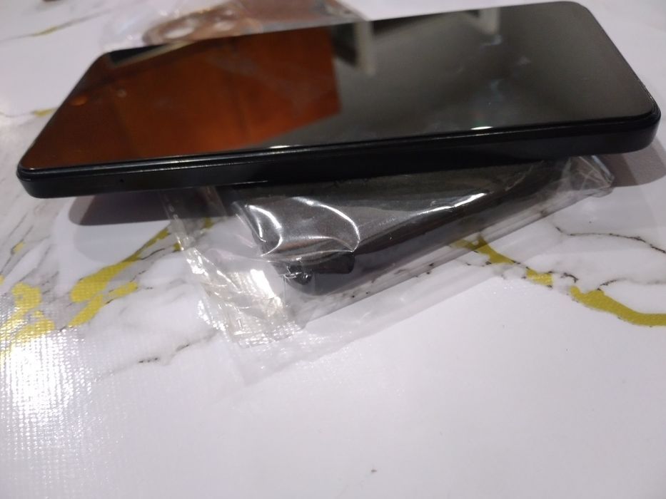 Продам redmi 12, в хорошем  состоянии