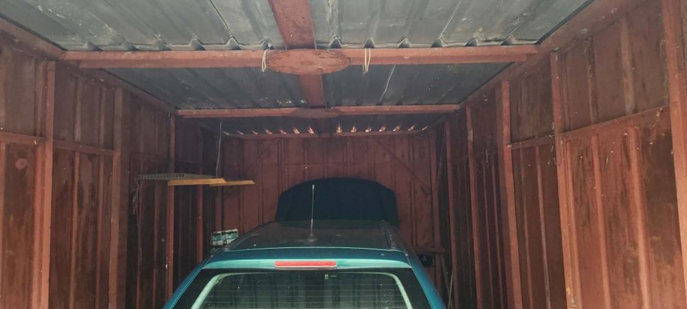 Ламаринен гараж голям