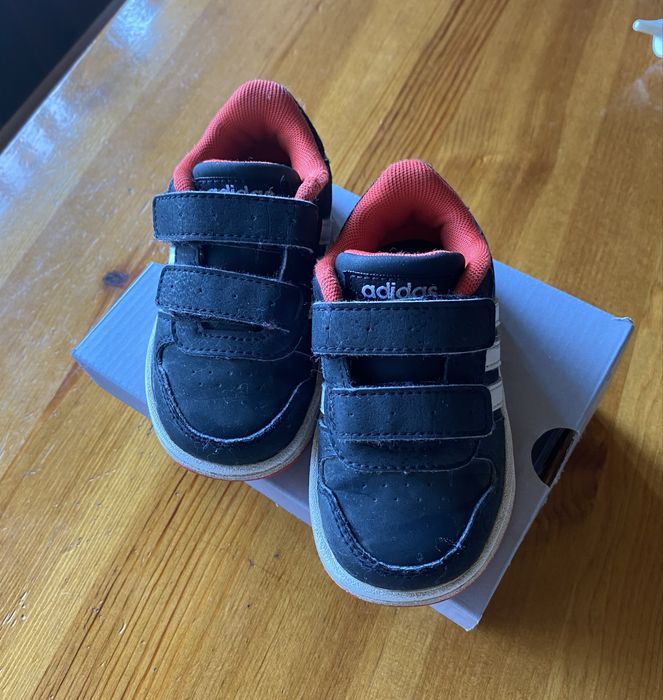 Бебешки маратонки Adidas 21 номер