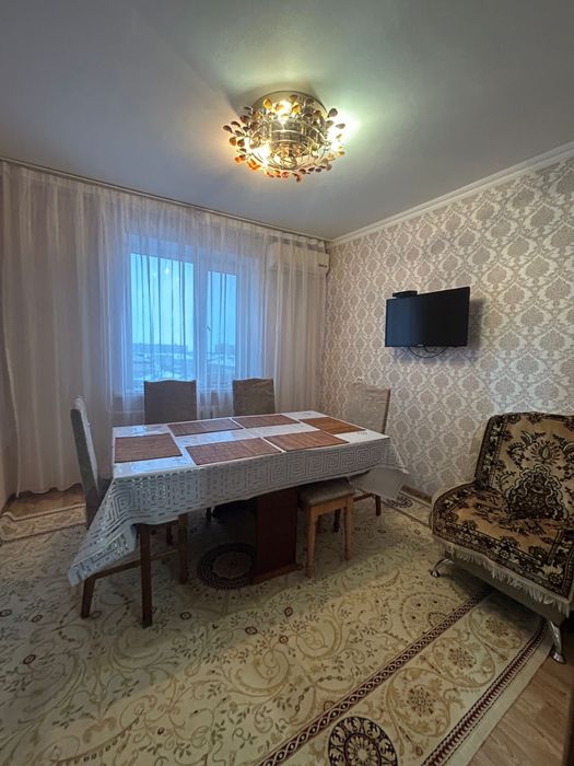 Продам пятикомнатную квартиру