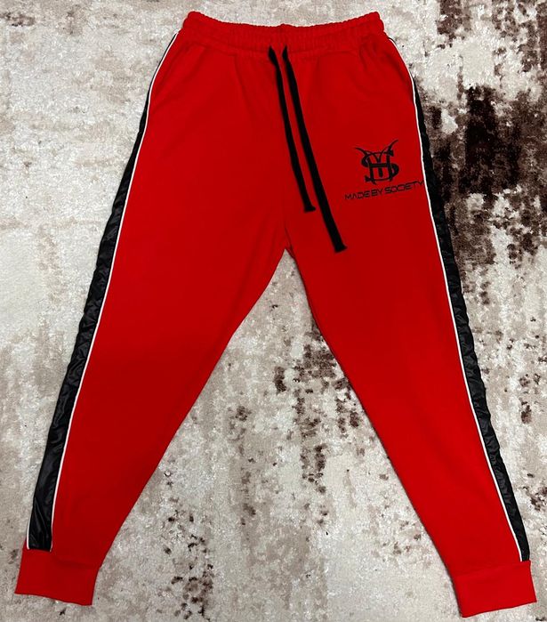 Vând compleu nou de bărbați Made by Society