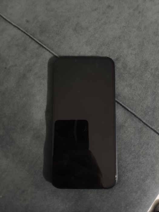 продам Айфон 13 128гб