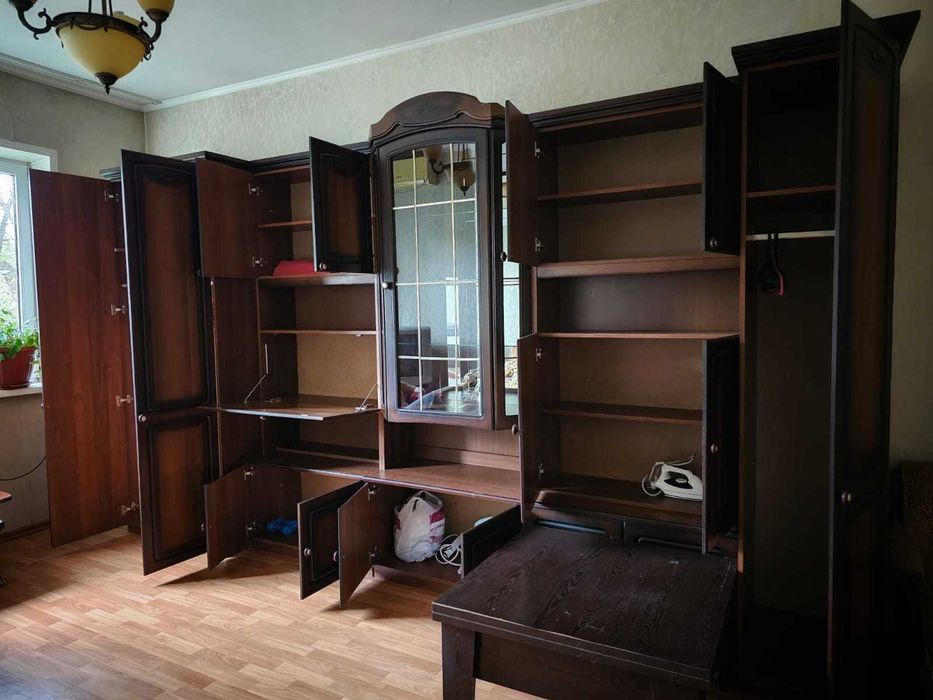 Шкаф стенка для зала
