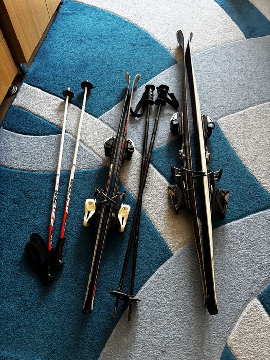 Doua perechi schiuri