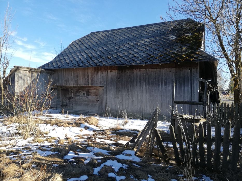 Vand teren intravilan parcelabil