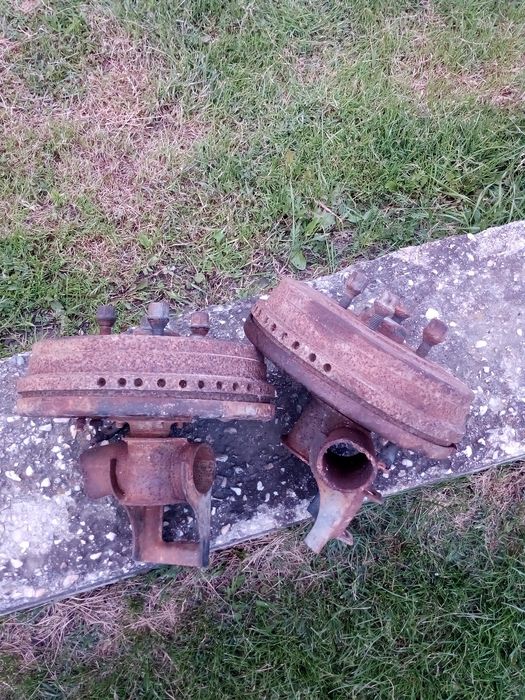 Butuci căruță remorci