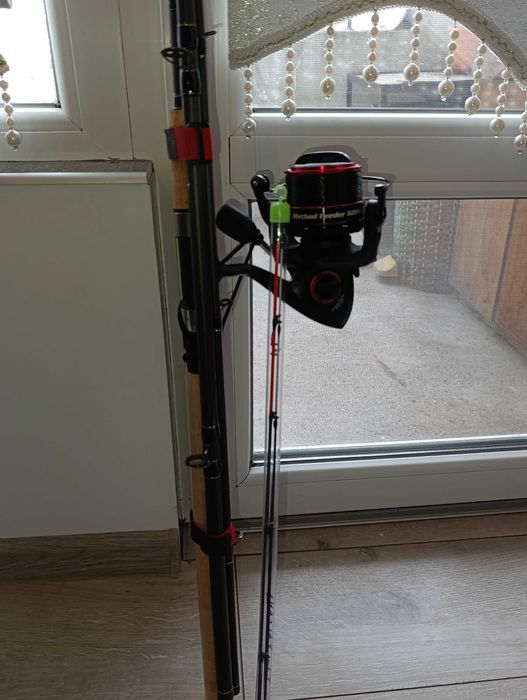 Въдица Pro FL Falcons 3.60м 180гр, Макара PRO FL Method Feeder 6000