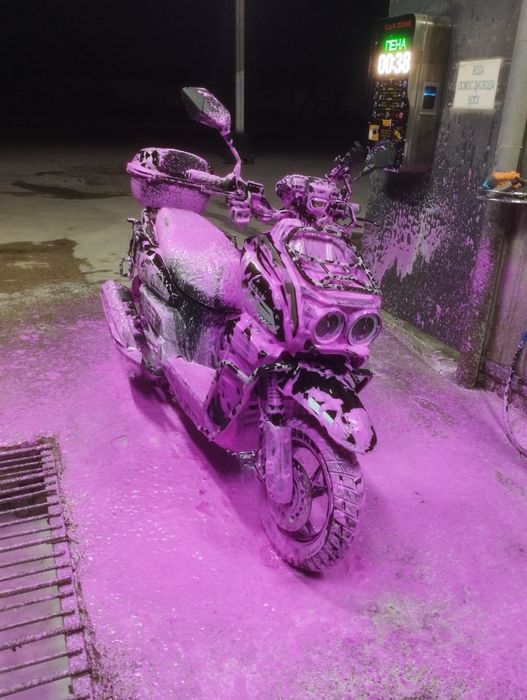 Sukuter tank 150 kup tezda sotiladi
