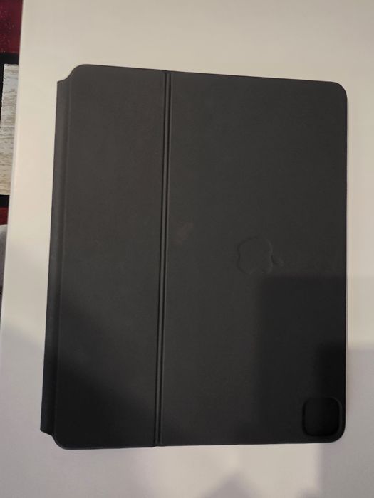 Apple Magic Keyboard Folio pentru iPad Pro A2480