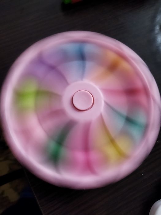 Спиннер Симпл Димпл.