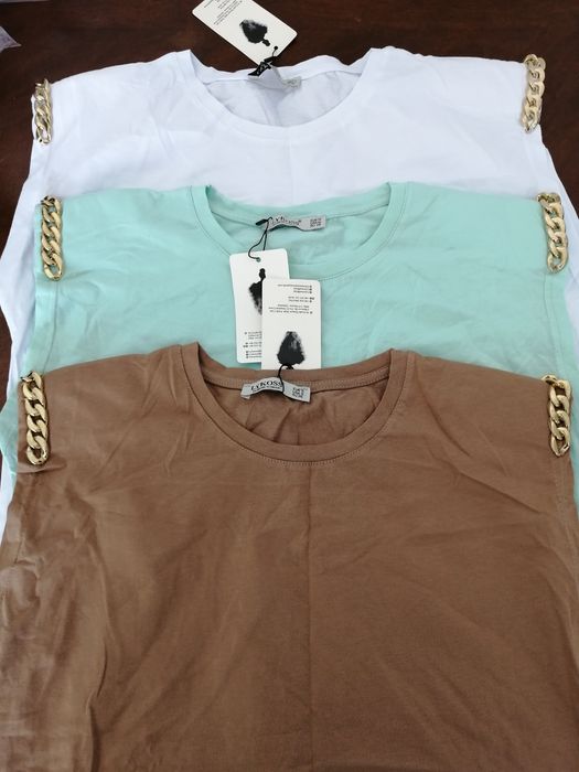 Продаю спортивные костюмы