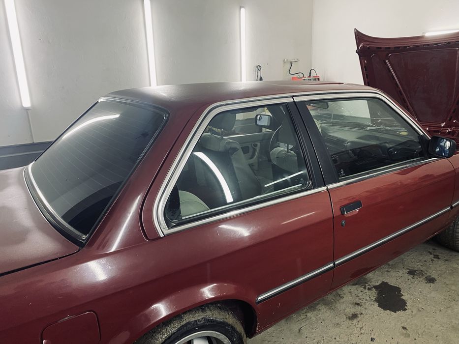 BMW e30 coupe m30 b3