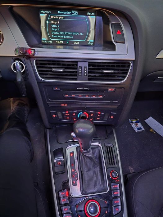Продавам медия за Audi A4 b8 2009