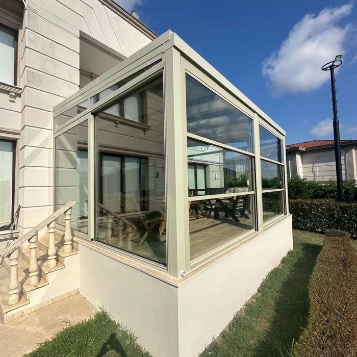 Области применения гильотинного стекла