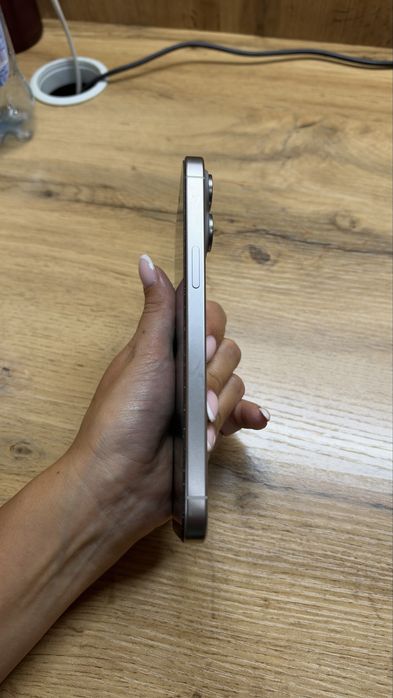 iPhone 15 Pro Max 256 GB Natural Titanium