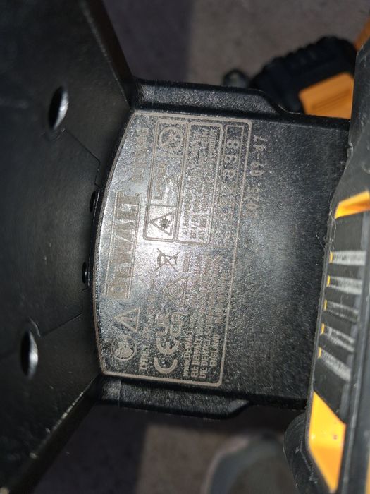 Lasere dewalt DCE089G  DCE089G18 DCLE34030.