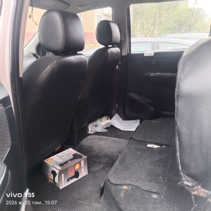 Toyota hilux 2014 г.