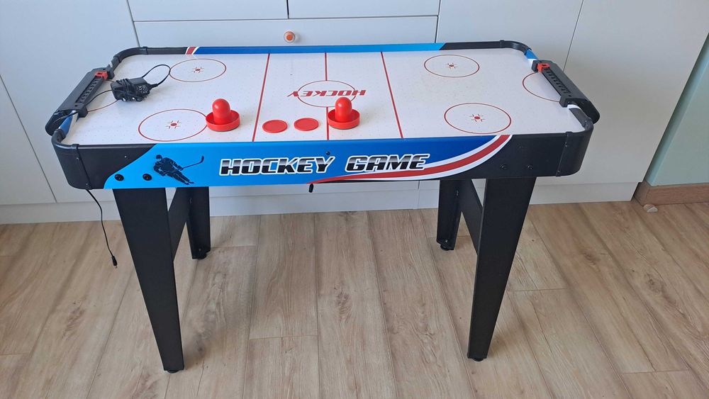 Маса за въздушен хокей - детска игра, игрална маса