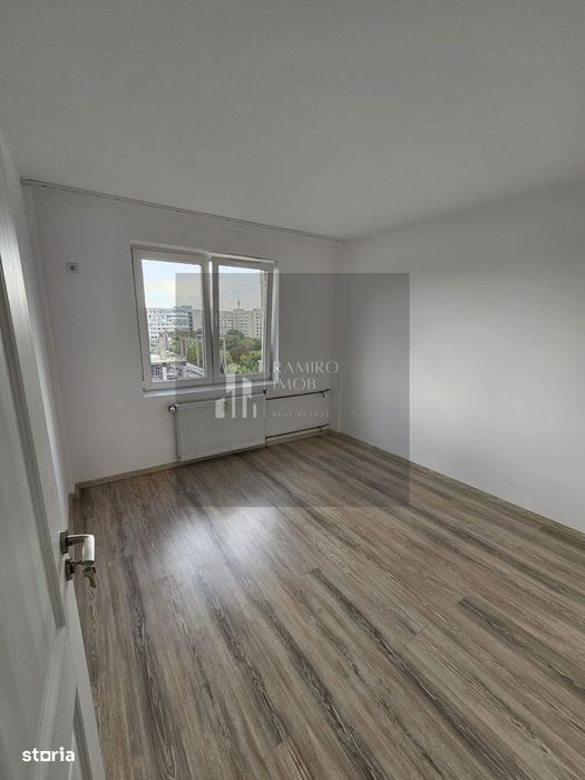 Apartament 3 camere 62m renovat - 10 minute mers de metrou Titan
