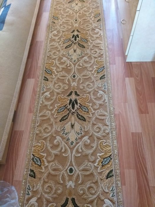 Продам ковровую дорожку