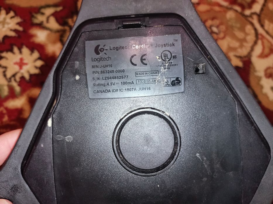 Джойстик Logitech Freedom 2,4