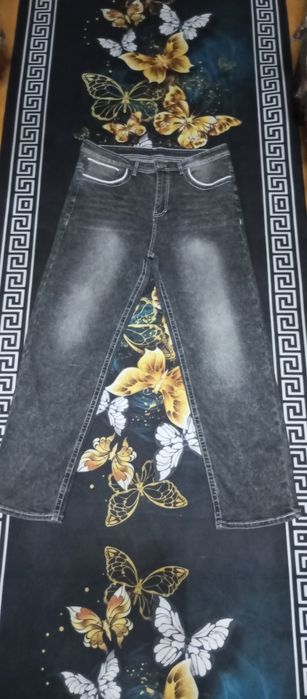 Джинсы новые Китай