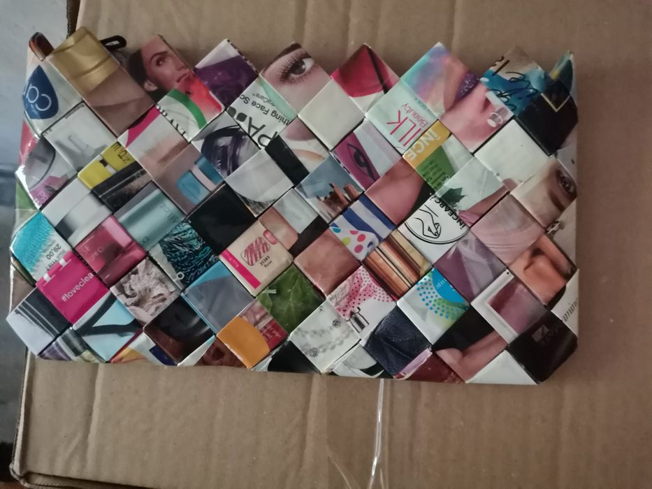 Set gentuțe confecționate din hârtie