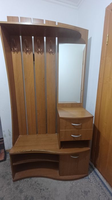 Шкаф для прихожий