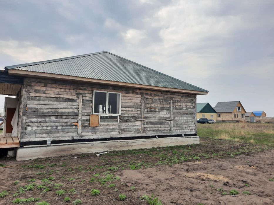 Продам дом с земельным участком