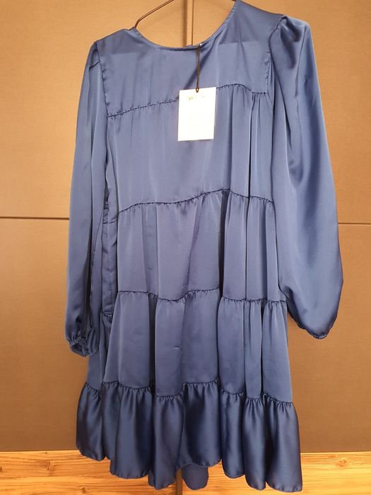 Сатенирани рокли