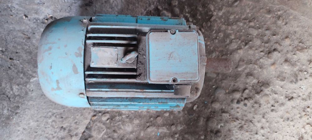 Motoare electrice