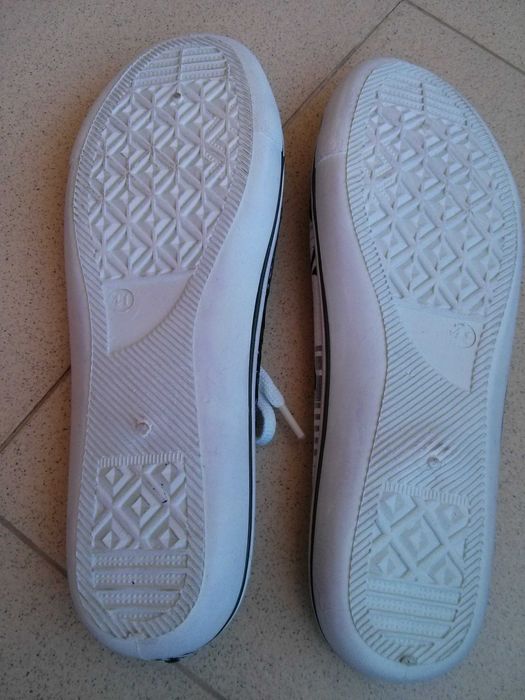 Дамски кецове със сребриста нишка