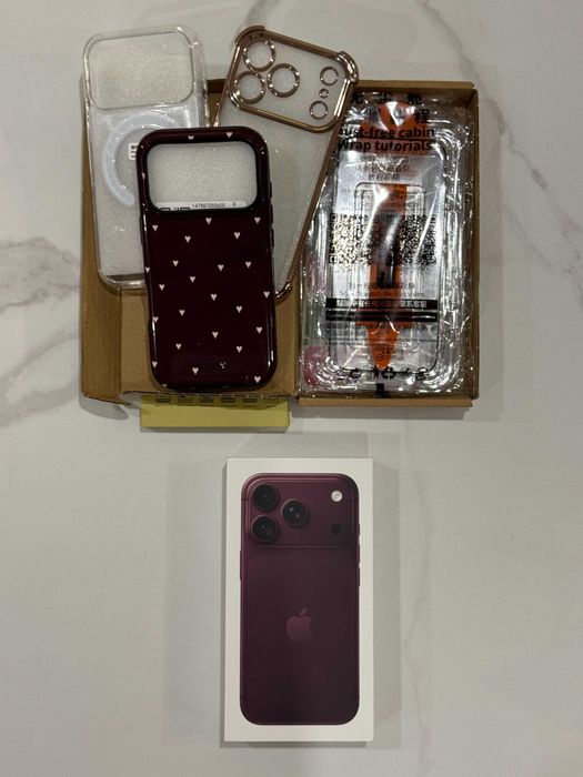 iPhone 18 Pro 256GB Burgundy от USA – НАЛИЧЕН | НЕРАЗПЕЧАТАН