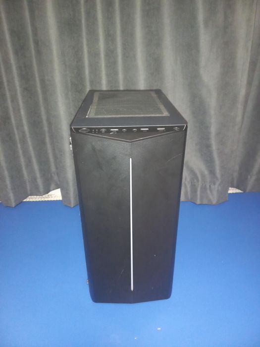 Gaming настолен компютър Serioux, Intel® Core™ i5-9400F, 8GB DDR4, 480