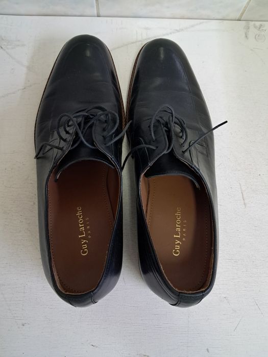 Продам мужские оригинальные туфли  Guy Laroche