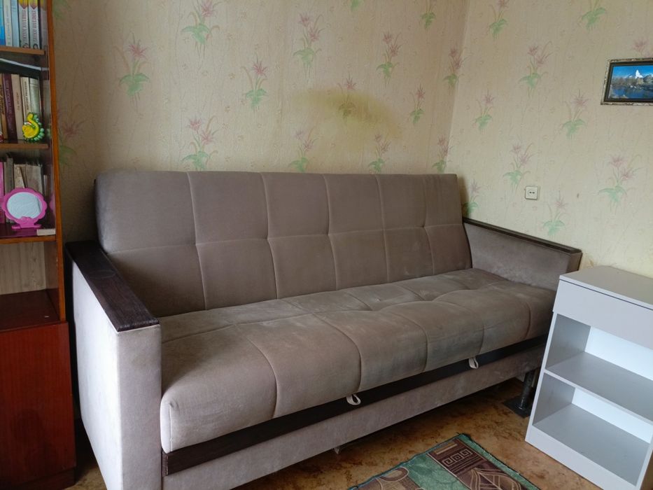 Продам диван книжка