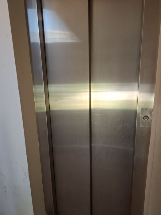 Давам под наем тристаен в кв.Студ.град дългосрочно