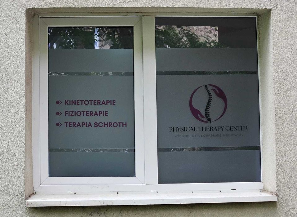 Texte decupate,autocolante,bannere,benere,sablare,etichete,flyere