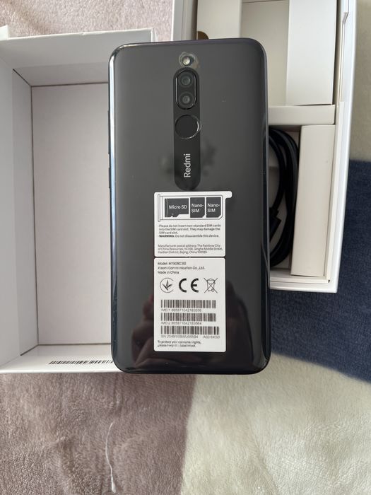 Продам телефон Redmi 8
