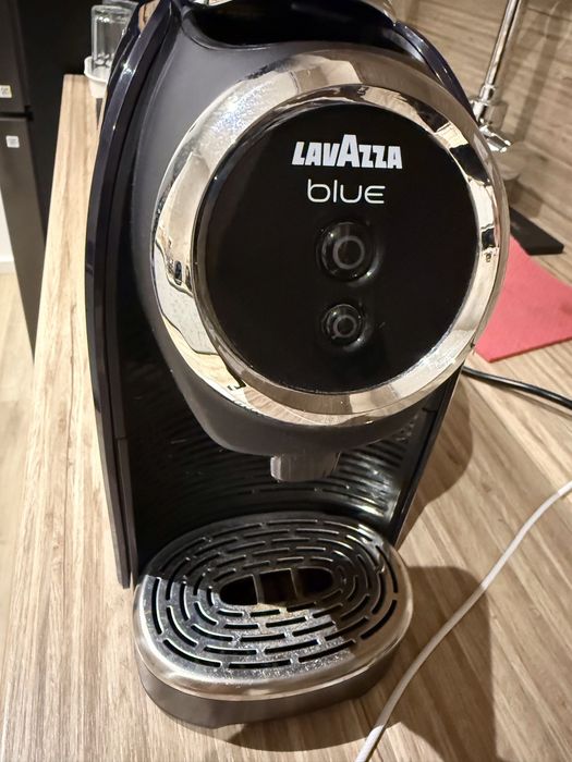 Expresor lavazza blue cu capsule model LB300